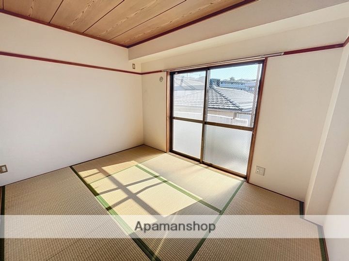 クランデール宮前平302の内装