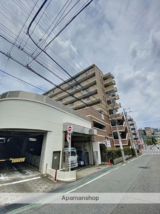 神奈川県川崎市宮前区小台2丁目の賃貸マンションの外観