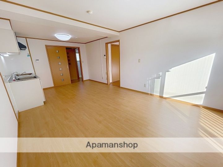 千草台谷本マンションの内装