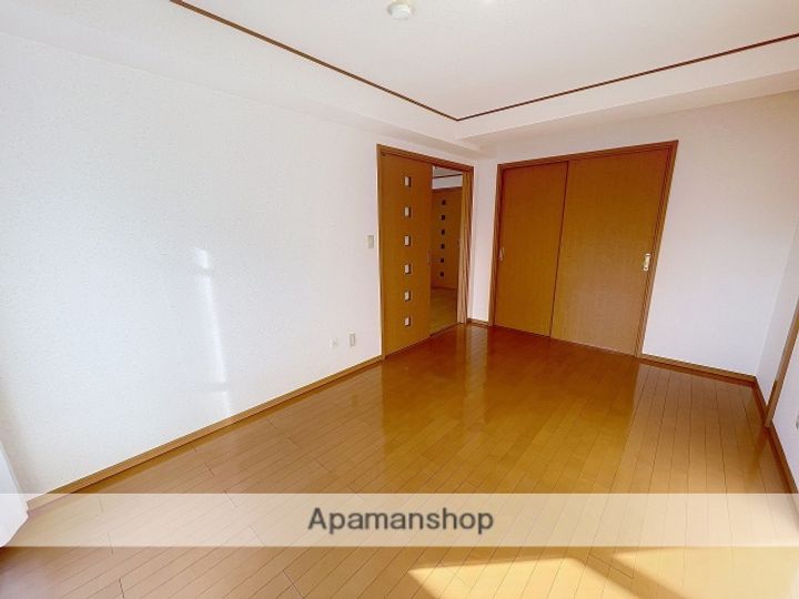 千草台谷本マンションの内装