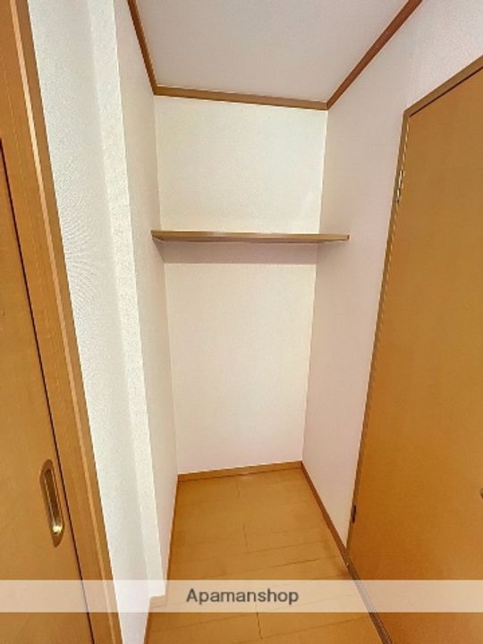 千草台谷本マンションの内装