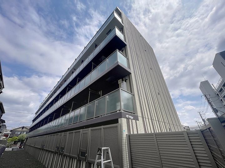 MAXIV横浜青葉の外観