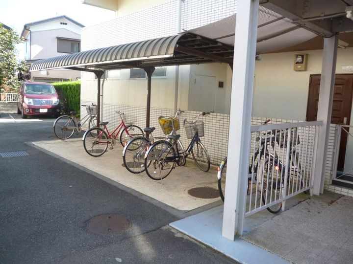 相模原ロイヤルハイツ103の外観