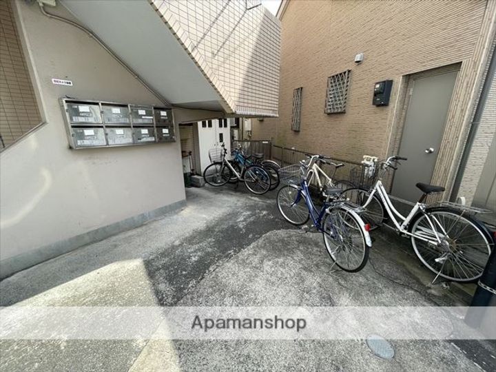 タドコロビルの外観