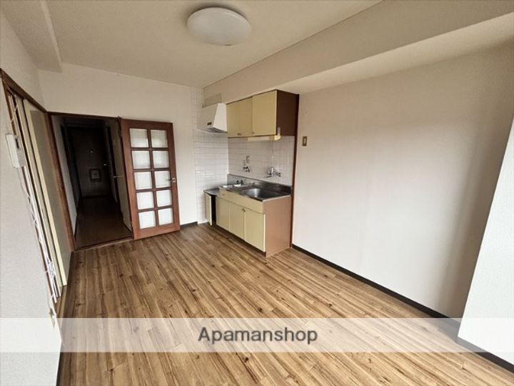 Y・Mマンションアサヒの居間