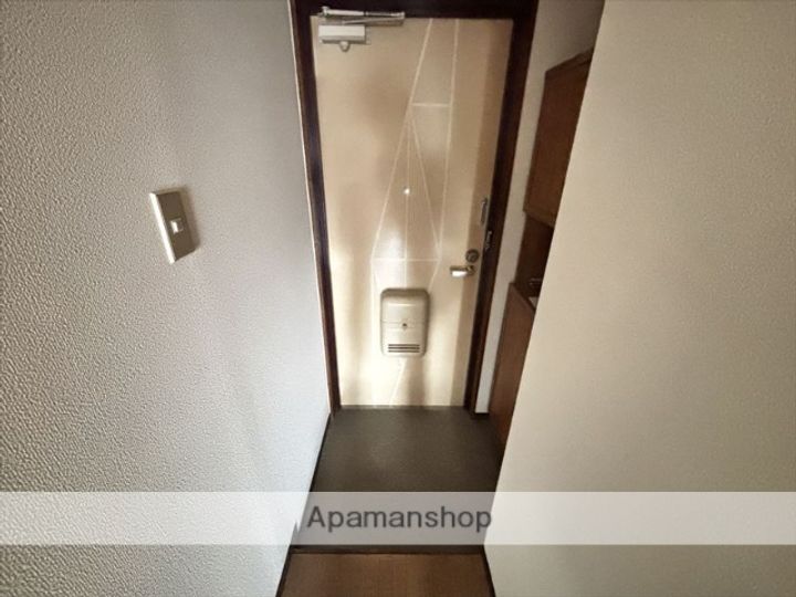 Y・Mマンションアサヒの玄関