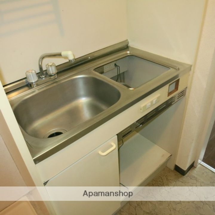 神奈川県相模原市中央区富士見2丁目の賃貸マンション412のキッチン