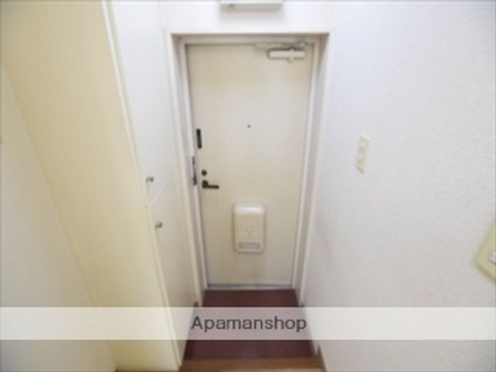 神奈川県相模原市南区東林間4丁目の賃貸マンション203の玄関