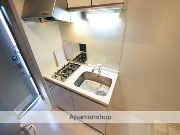 神奈川県大和市林間2丁目の賃貸アパートのキッチン