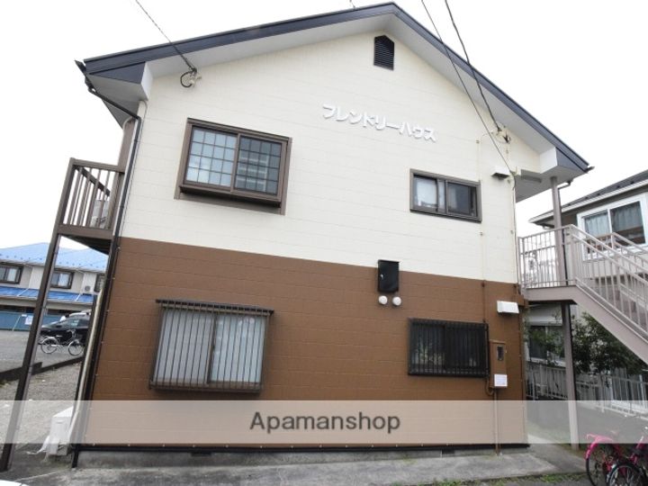 東京都町田市木曽町の賃貸アパートの外観