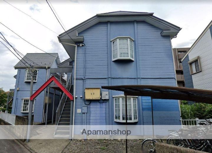 プラザ・ドゥ・エクセラの外観