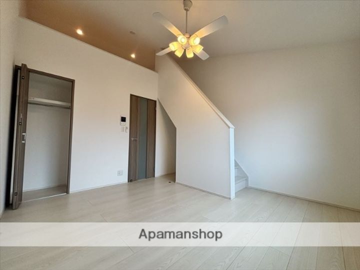 アザーレ・ディオン相模大野の居間