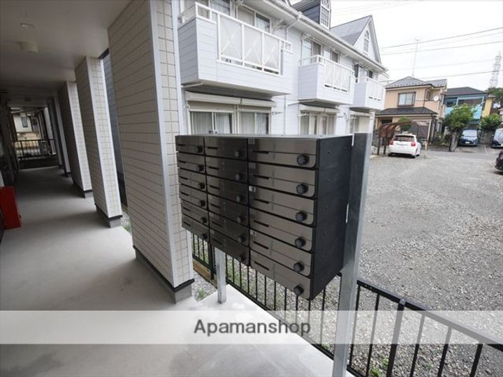 神奈川県相模原市中央区淵野辺本町2丁目の賃貸アパートの外観