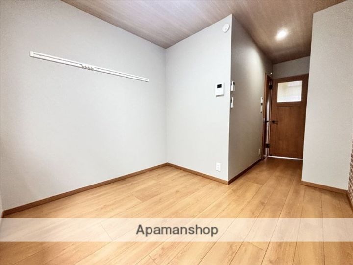 シャテーニュ東林間の居間