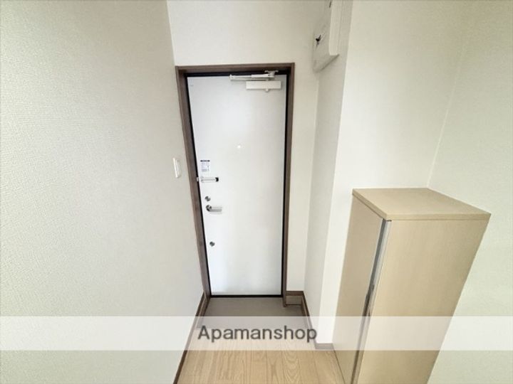 ラ・シャンス旭町の玄関