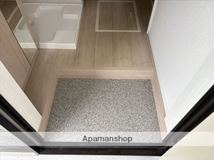 グリーンリヴィアSの玄関