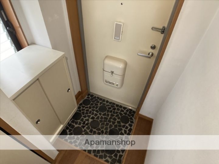 ハイツTOSHIの玄関