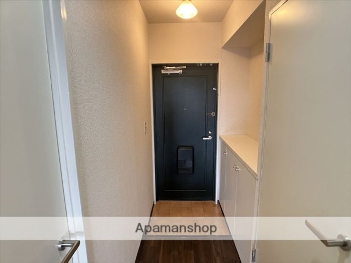 カーサ千代田302の玄関