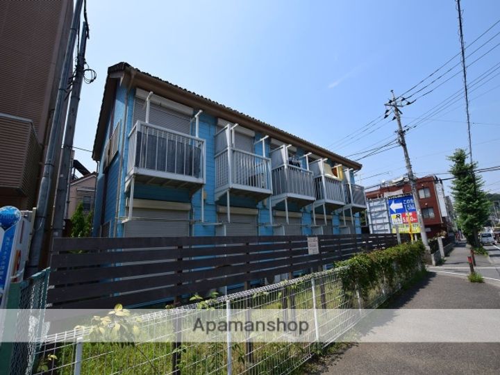 神奈川県相模原市緑区橋本5丁目の賃貸アパートの外観