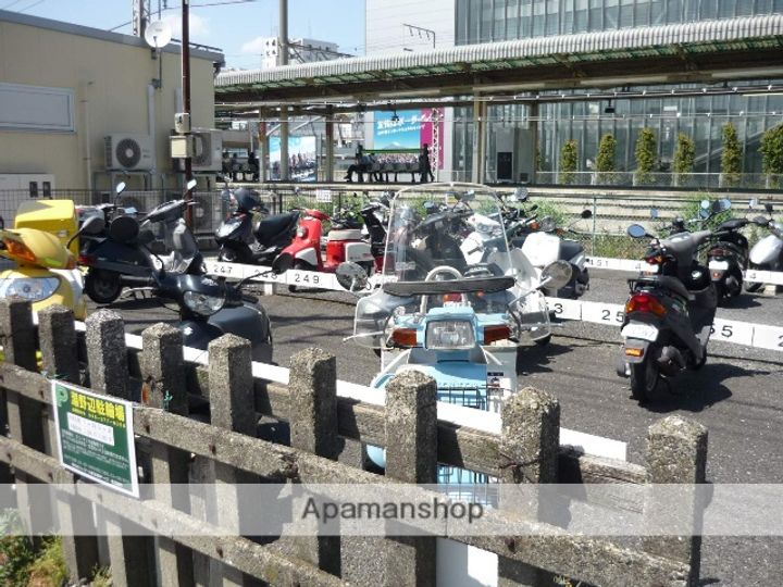 神奈川県相模原市中央区高根2丁目の賃貸アパートの周辺