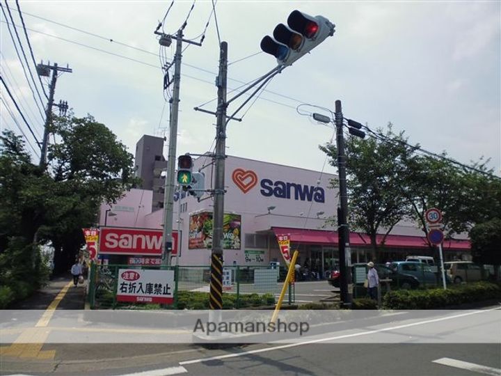 神奈川県相模原市中央区高根2丁目の賃貸アパートの周辺