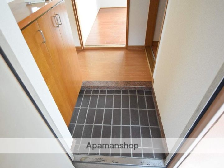 ブリック上溝の玄関