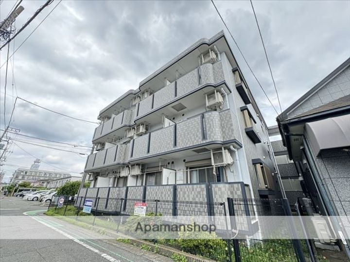 神奈川県相模原市中央区共和3丁目の賃貸マンションの外観