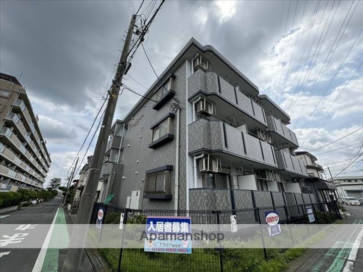 神奈川県相模原市中央区共和3丁目の賃貸マンションの外観