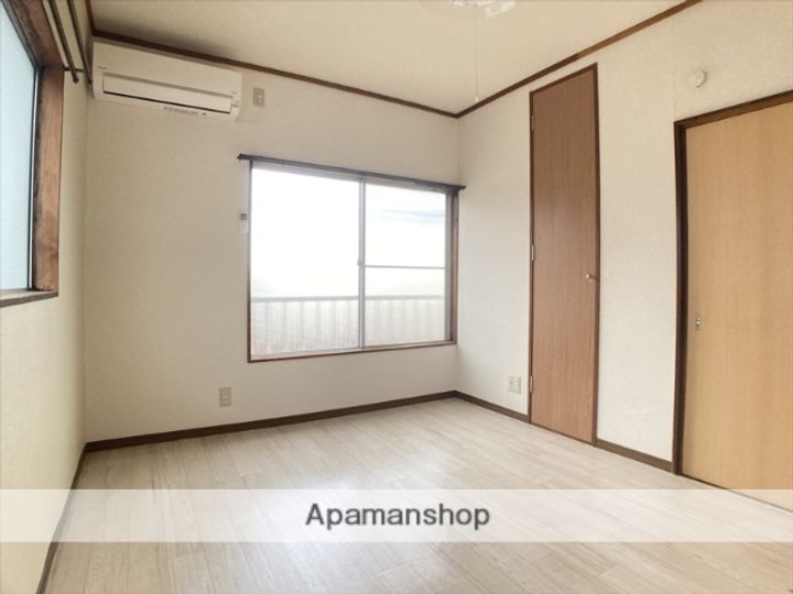 東京都町田市小山町の賃貸アパートの居間