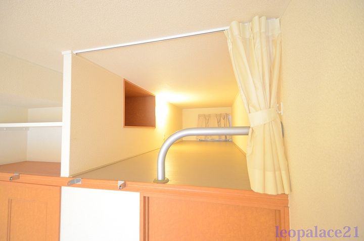 レオパレスミグニッツの居間