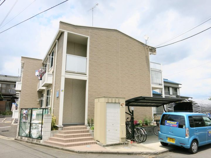 レオパレスさんがの外観