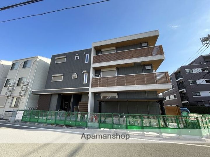 神奈川県相模原市中央区共和4丁目の賃貸アパート301の外観