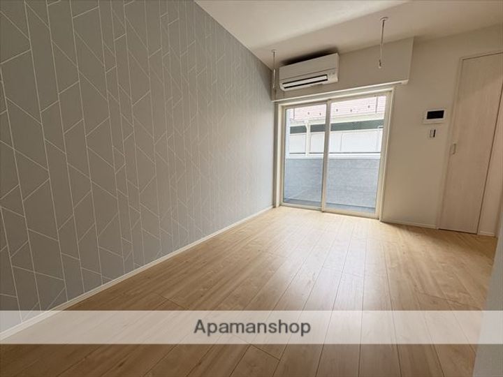 神奈川県相模原市中央区富士見4丁目の賃貸アパートの居間