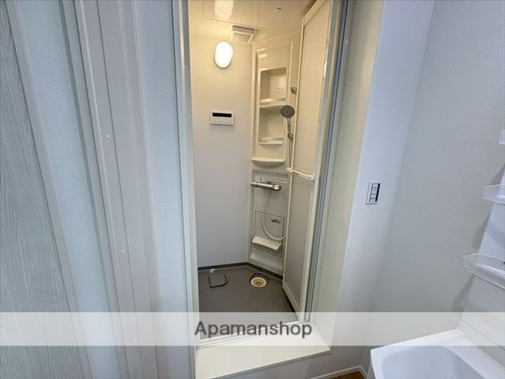 神奈川県相模原市中央区富士見4丁目の賃貸アパートの風呂