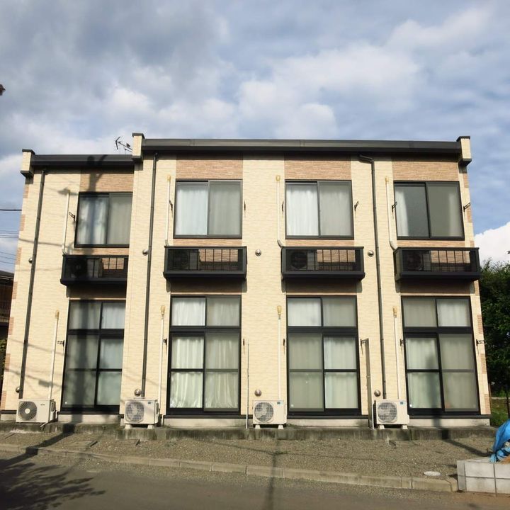 レオパレスフォレスト町田の外観