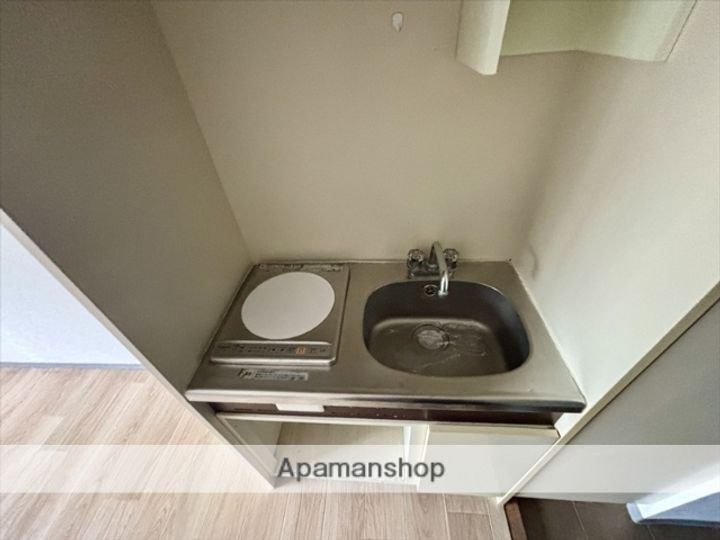 神奈川県相模原市南区鵜野森2丁目の賃貸マンションのキッチン