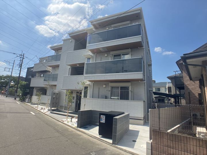 D PAINA YABE 2の外観