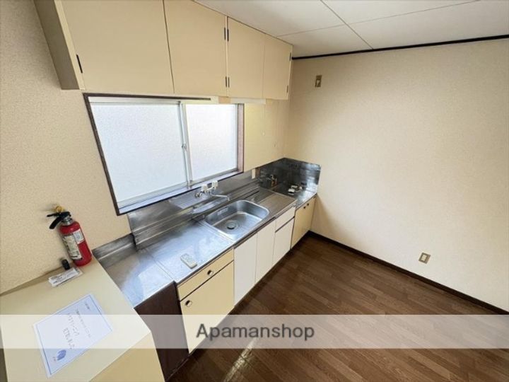 相模タウンハウスⅠ202のキッチン