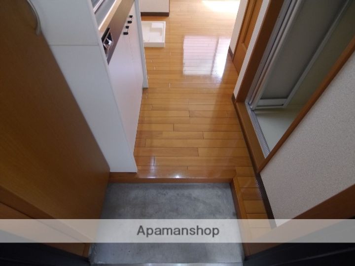 ステップワン301の玄関