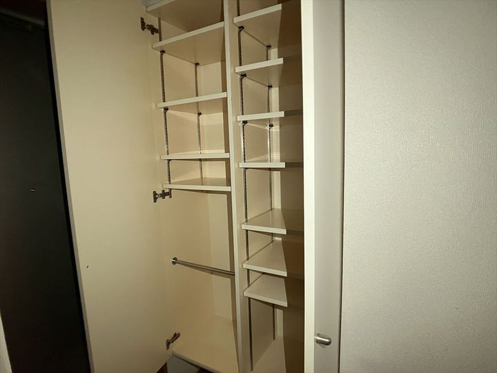 神奈川県相模原市中央区相模原4丁目の賃貸マンションの内装