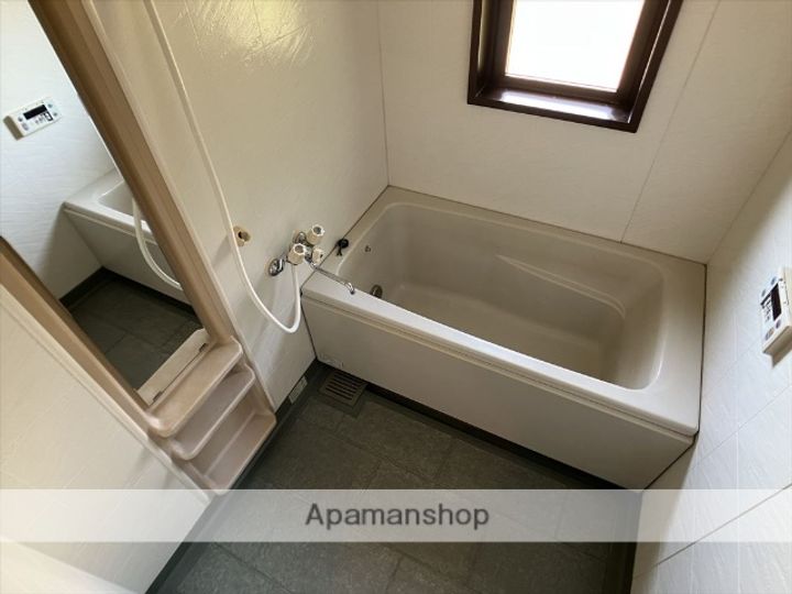 神奈川県相模原市中央区上溝の賃貸マンションの風呂