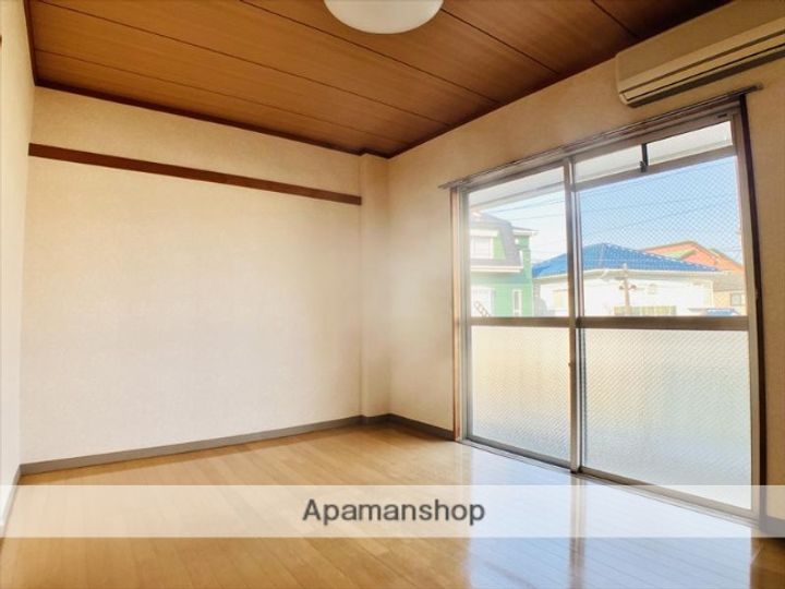 第二TYマンション202の居間