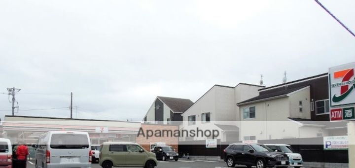 PIACEVOLE103の周辺