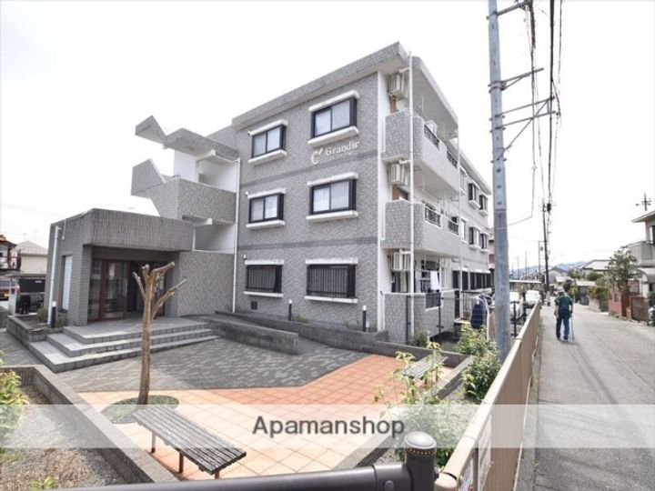 グランディールの外観