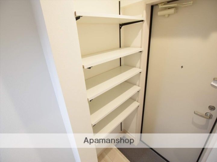 神奈川県相模原市中央区氷川町の賃貸アパートの内装