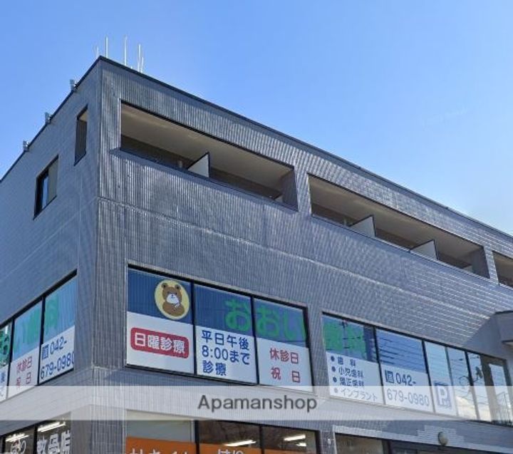 クレセントヒルズの外観