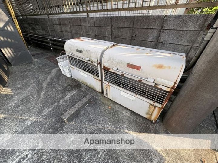 クレセントヒルズの外観