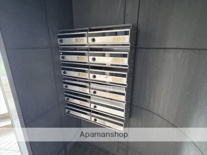 クレセントヒルズの外観