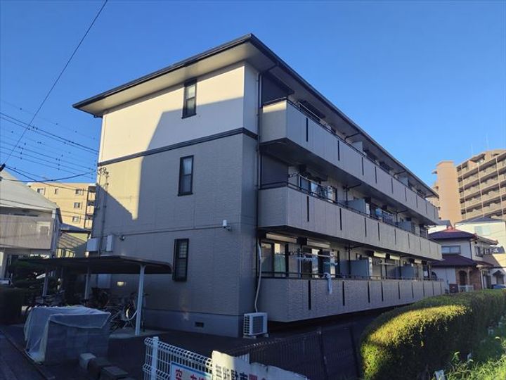 セゾン西橋本の外観