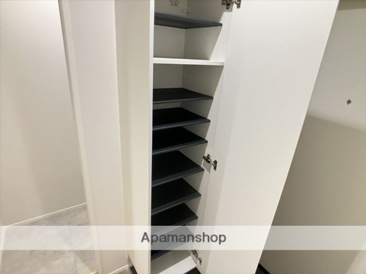 神奈川県相模原市中央区上溝7丁目の賃貸アパートの内装